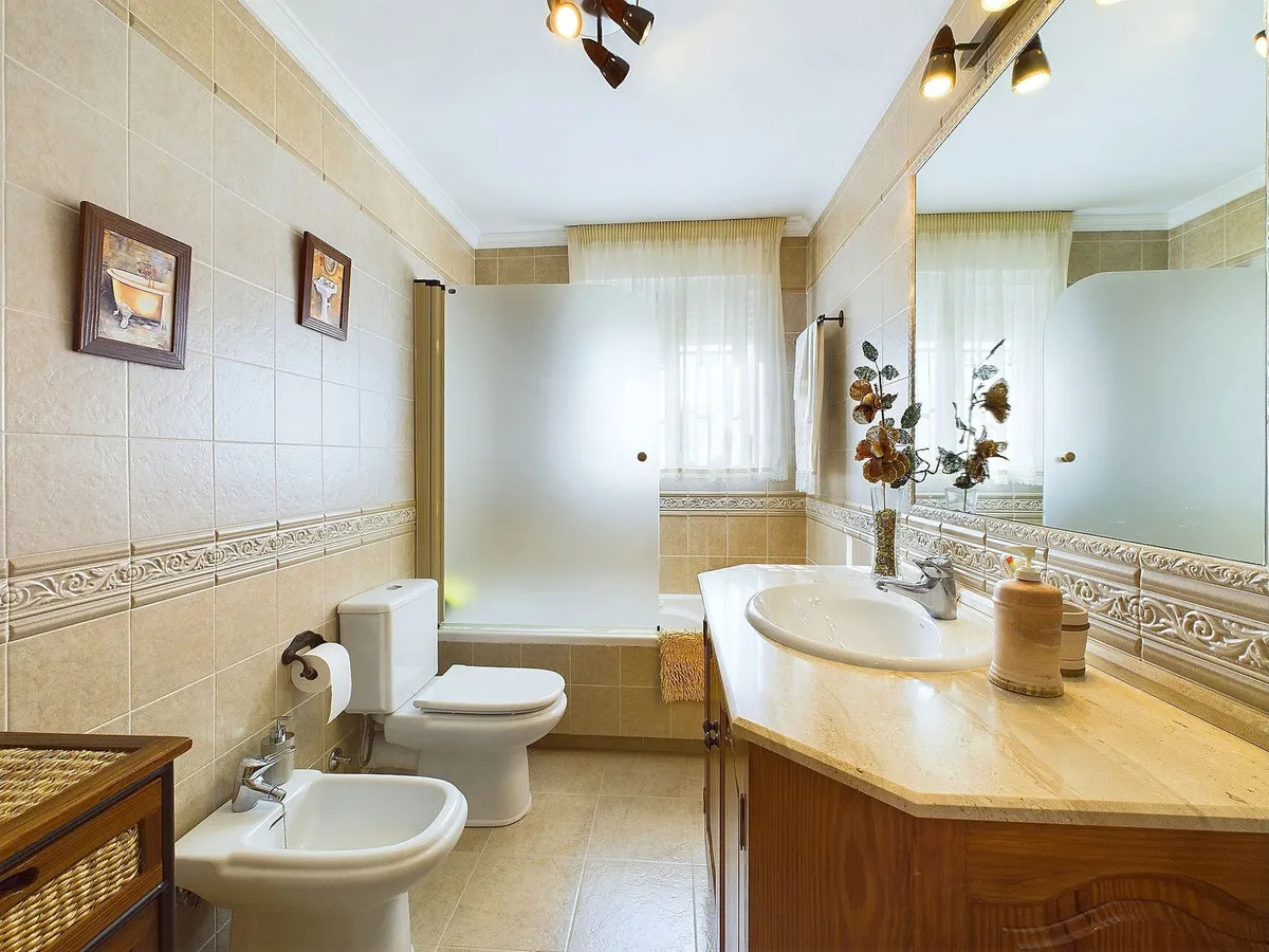 63ace7cf-a2cf-455c-8419-1ce790d2b596