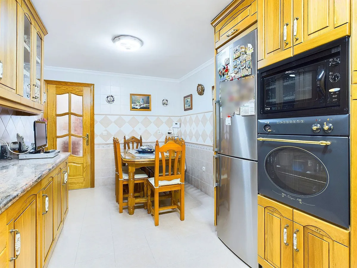 f79085ea-1fa0-47f1-844a-4b7881be09cf