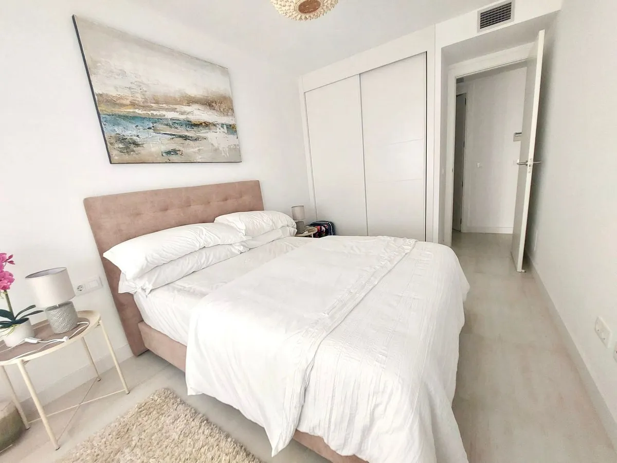 0737ed60-72ca-49e8-a1fa-5c16e04489f7