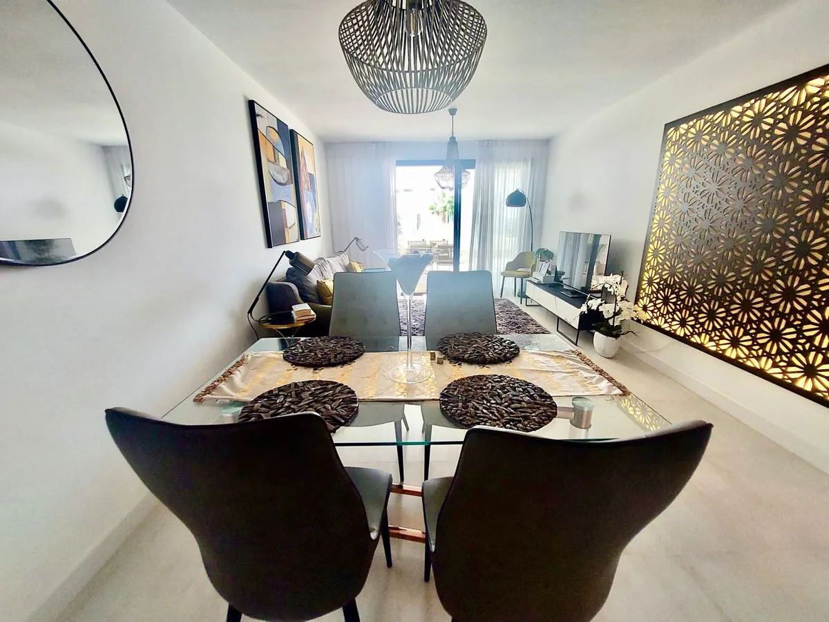 8bc9b1d1-4ce8-43c9-ba84-78f96420d691