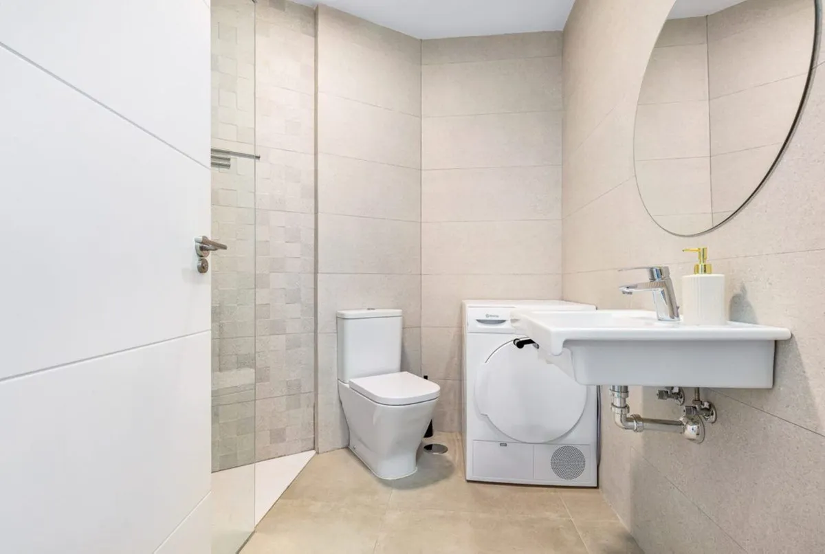 a572767c-4142-409e-8a84-b0d58dd9b7ef