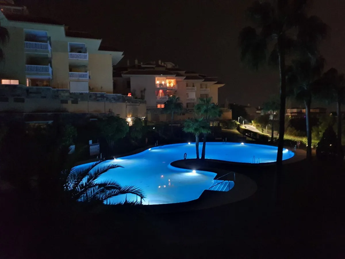 06933372-2aa7-4464-bc99-827064a94501