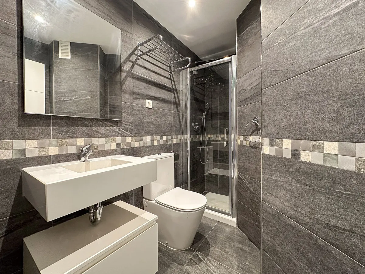 a9571ed3-55aa-43b4-aa86-9417a7265e34