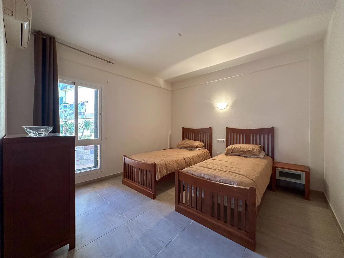 af4f3d9e-322a-44fc-88dd-c12e792d112d