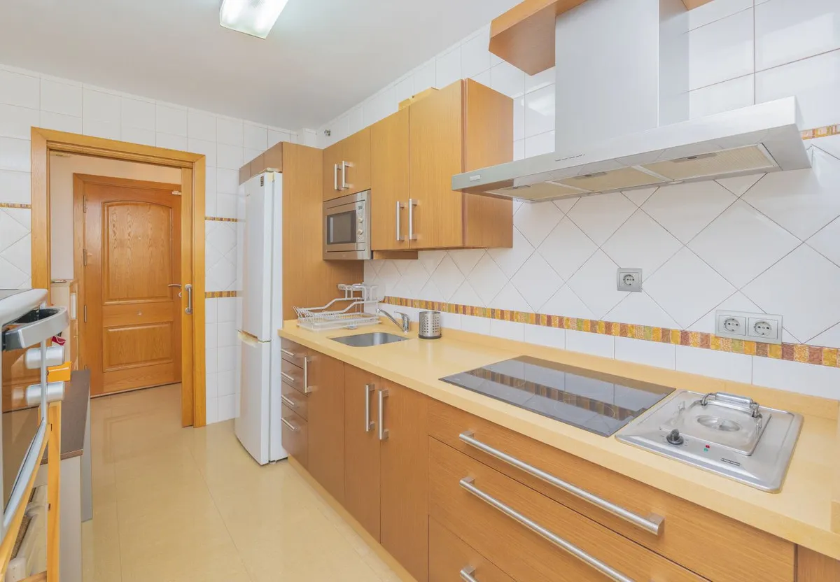 103c7884-b529-4c91-ac38-9a9a82e63d6d