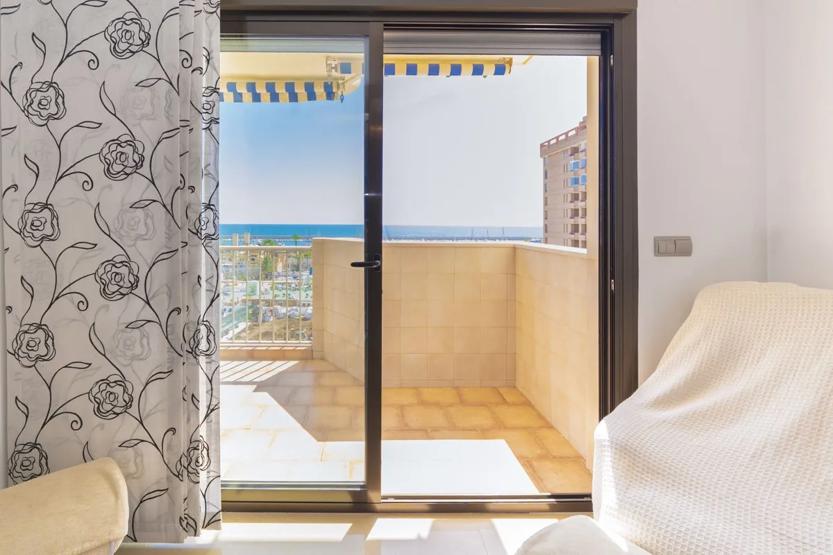 27958486-e854-4b8e-b697-685d21db19ab