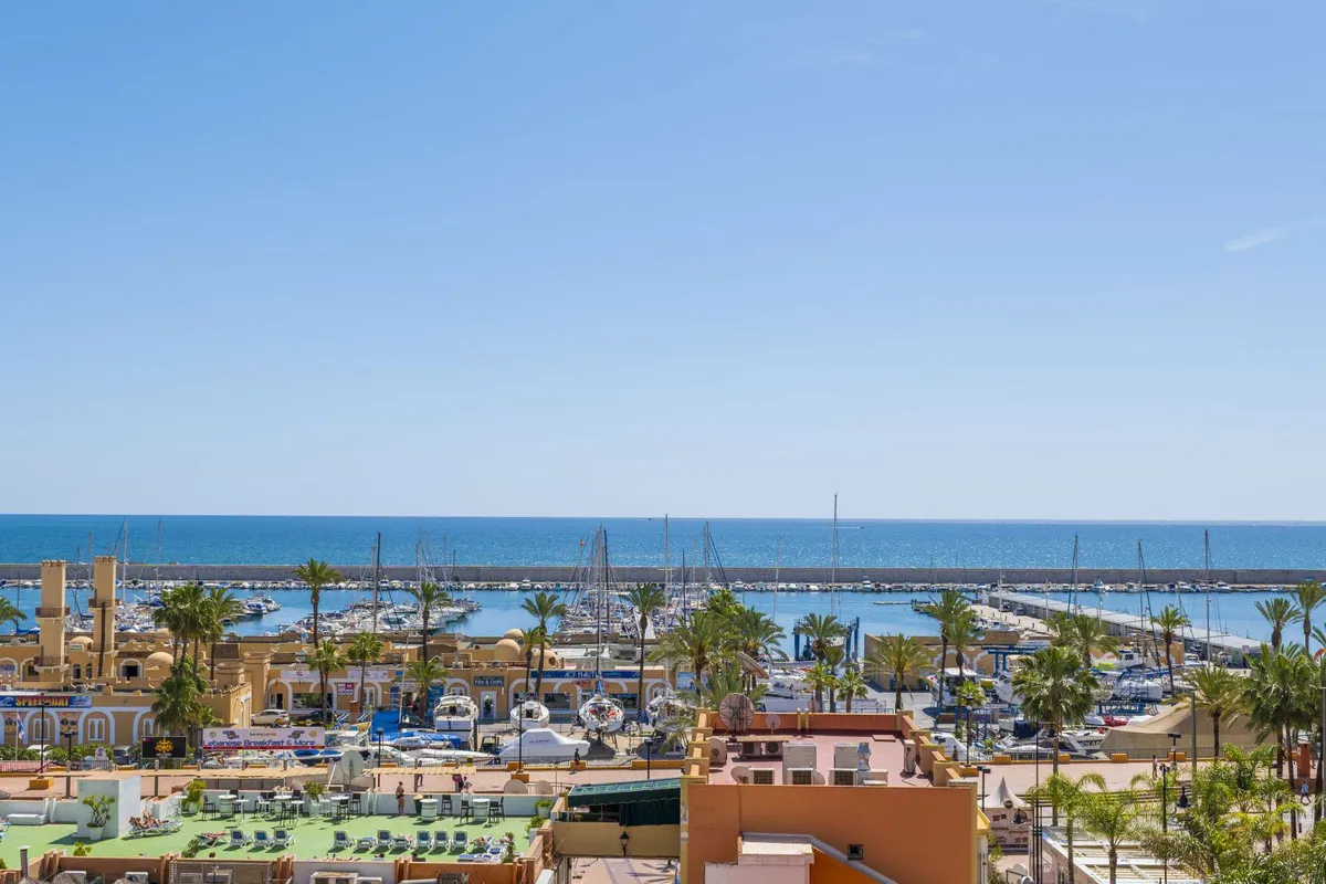 8c9411ae-7864-4ca2-8193-bc005603cc87