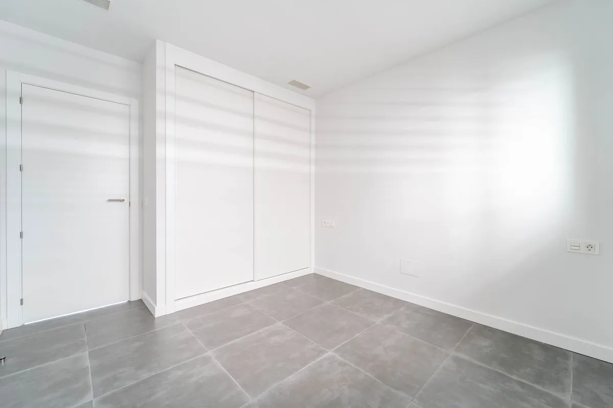 f23af259-77e6-42d8-bbc1-5634826efe1d