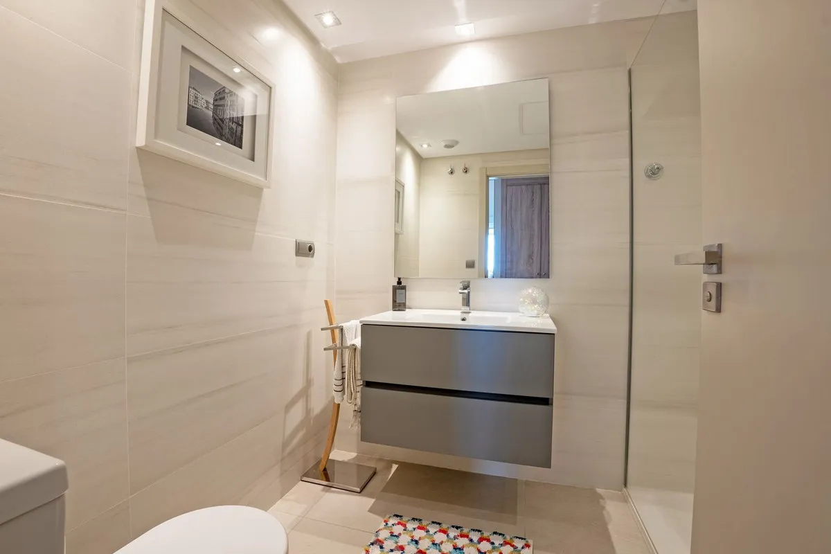 1d0dca65-69f4-4891-8539-25d659d29b14