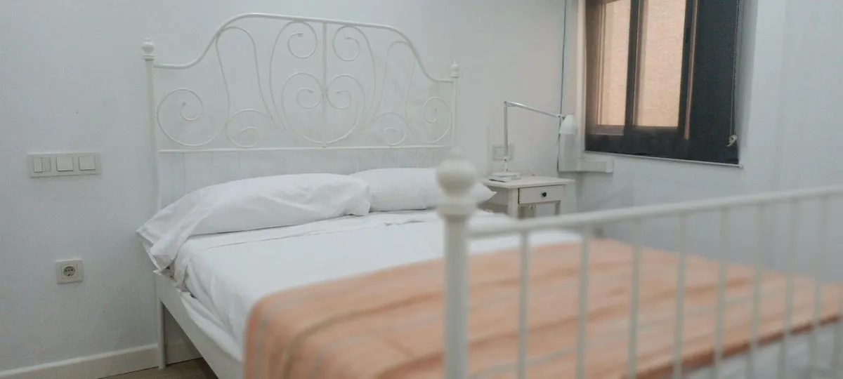 66b34d8f-7143-4326-9a39-a2f9cad98635