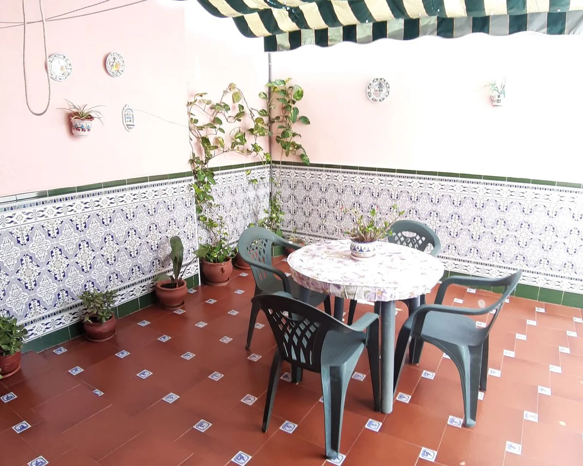 5e7a9bab-e394-4b97-935f-f5b52510e3f1