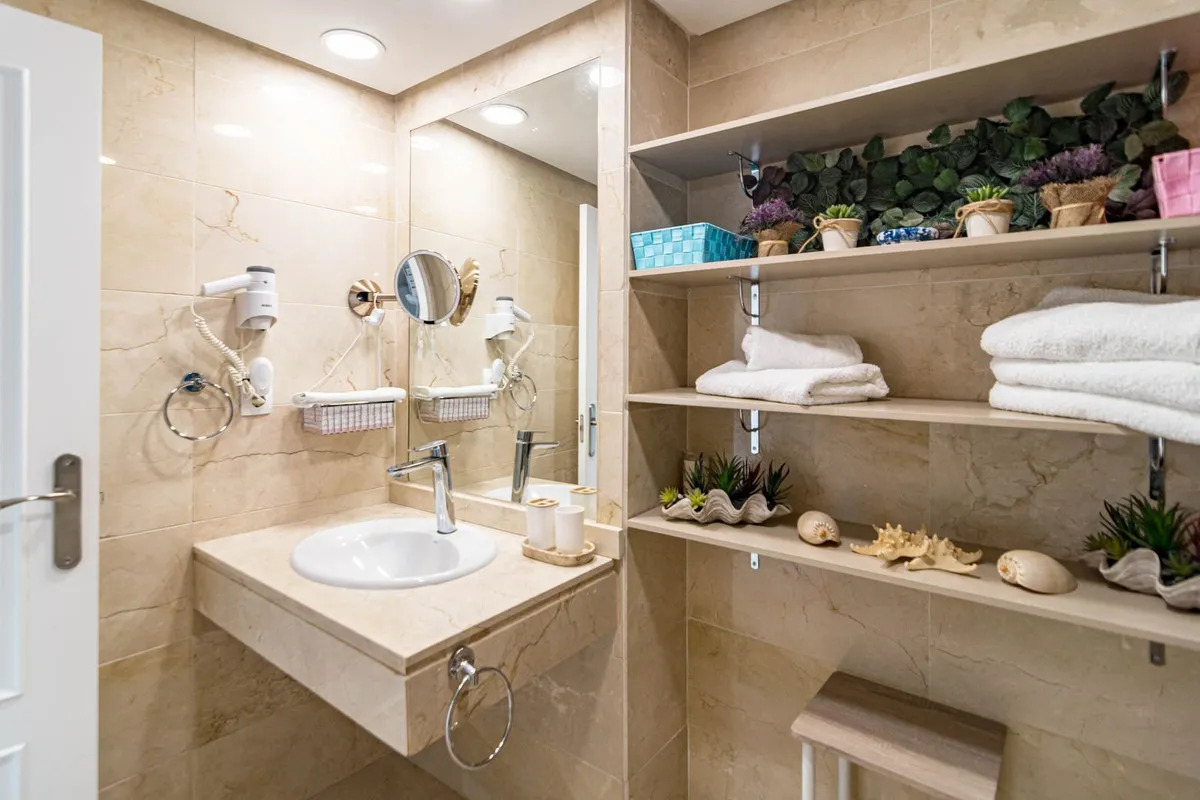 0ee7c201-47d2-43c3-bbb7-6a50152532ba