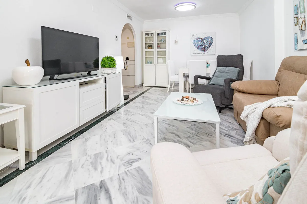 d0d682e7-1607-4eaf-93eb-66521eee4447