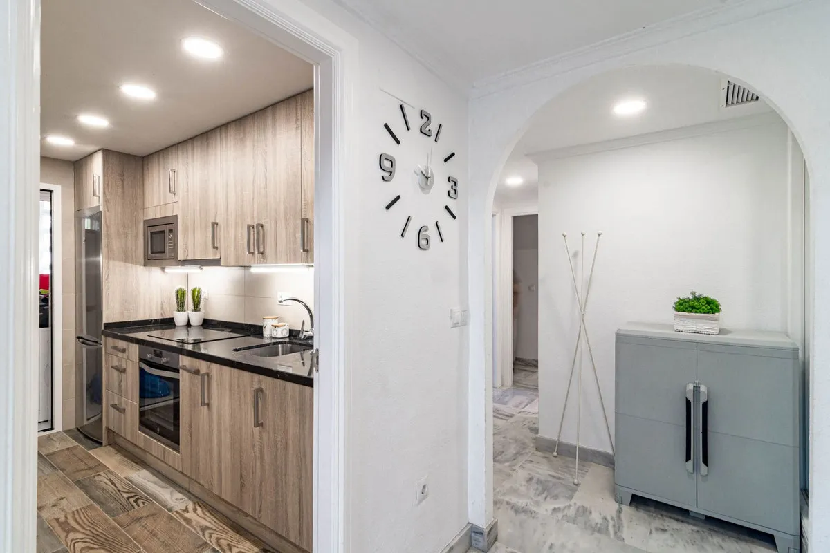 e4a9f277-d88f-4166-acfb-812e605d65c2