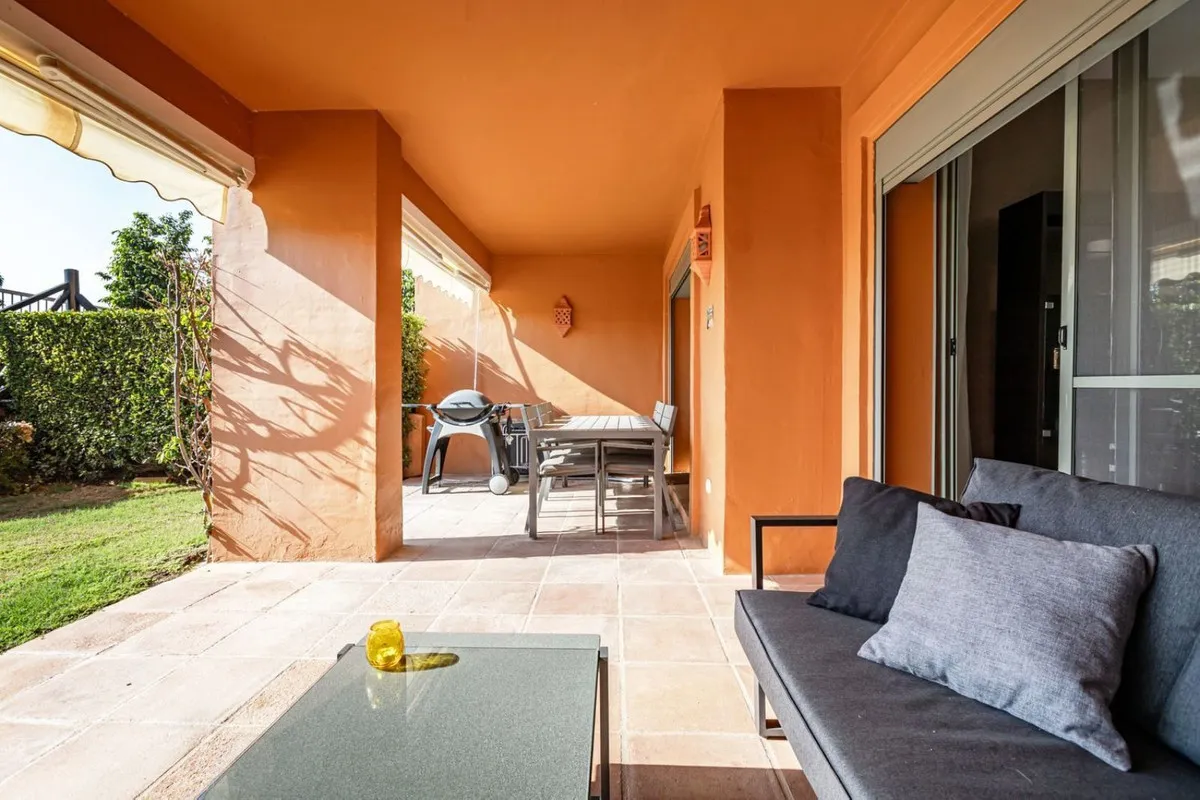 2e4e9210-1f41-41dc-90bd-10e7e7745904