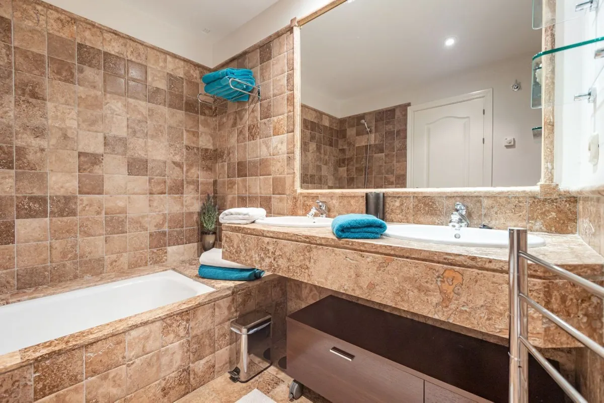 4bcbc401-bbb1-4afa-bb8d-6294adcbbc16