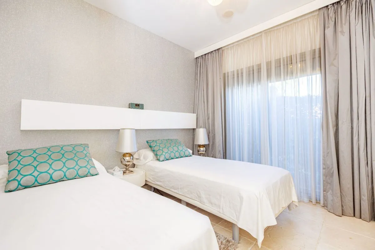 59ed94b1-45d5-47be-be9b-1fc7e1935036