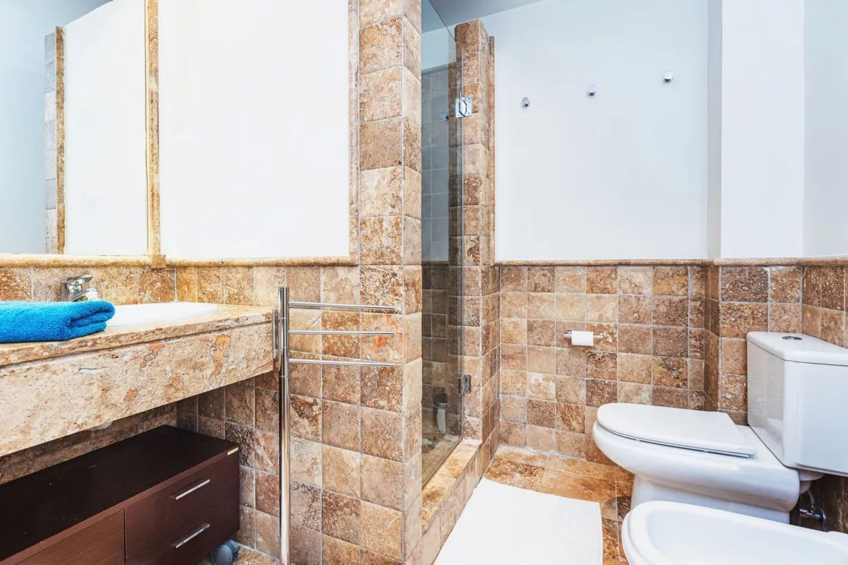 656a935b-1481-4874-91f3-bcc08533dee7