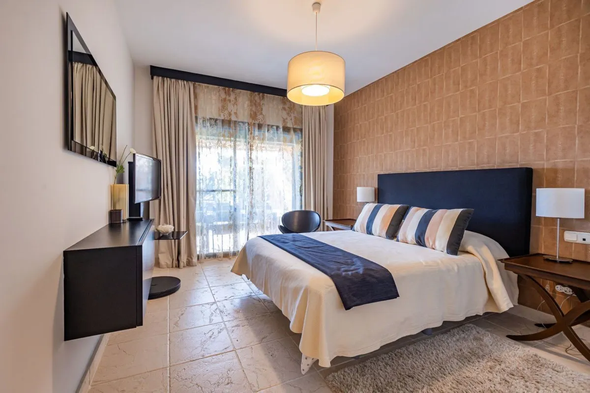 a8f6a027-9356-499a-937b-9eb7803c9acb