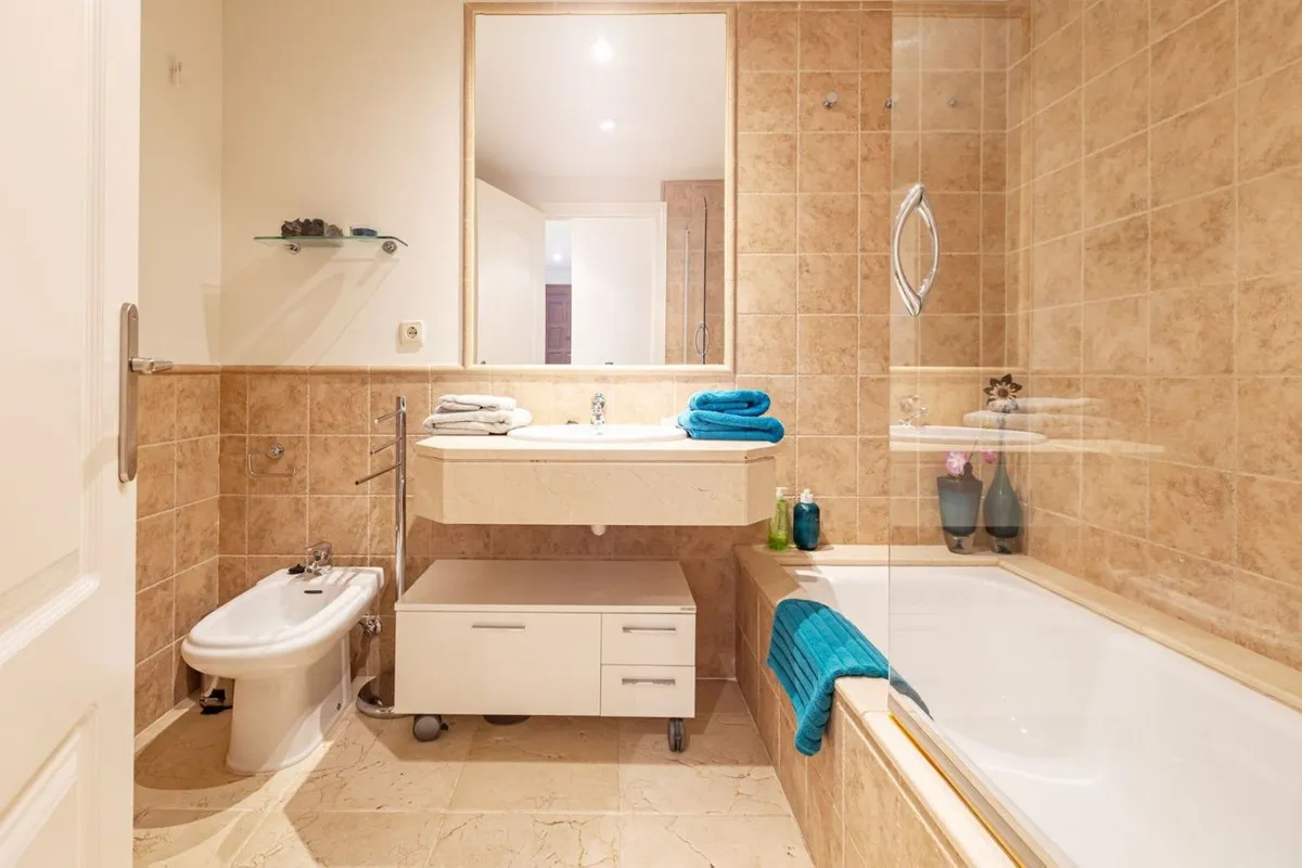 d201995d-c4b5-4cfb-b8e3-038e1bd6ec9a