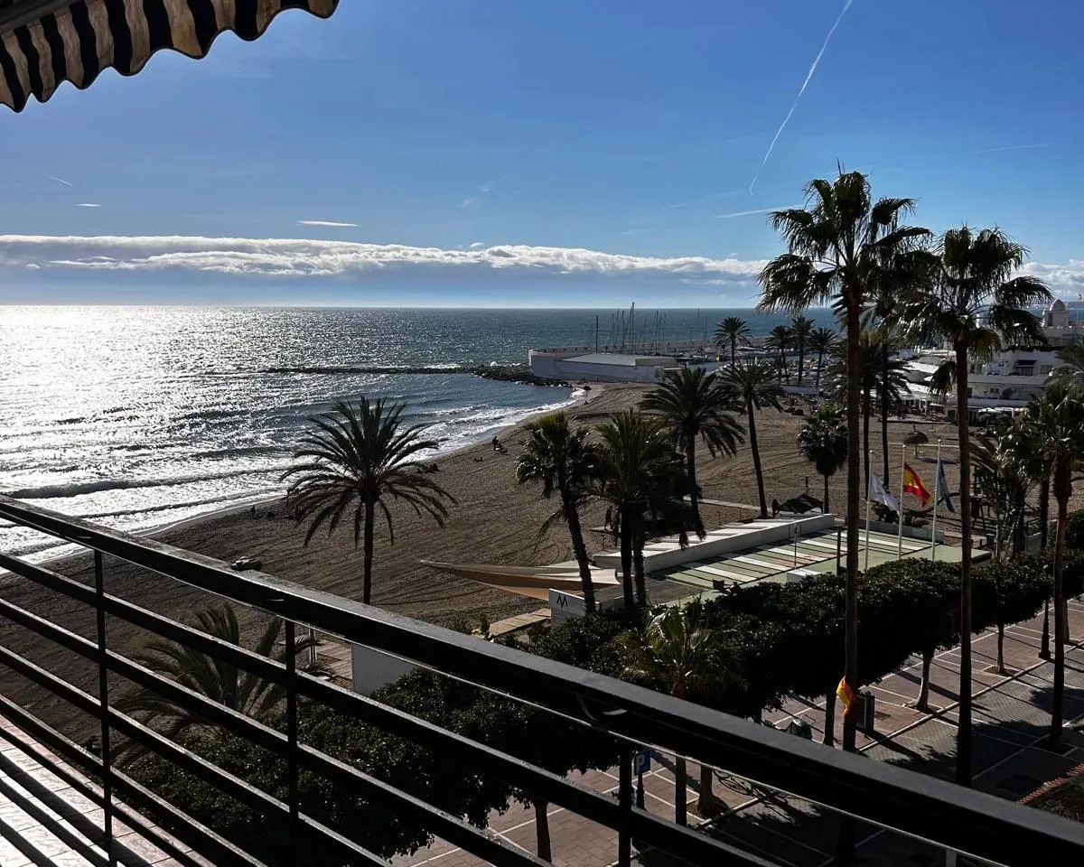 40a087a5-926d-475d-b084-26e394a80e22