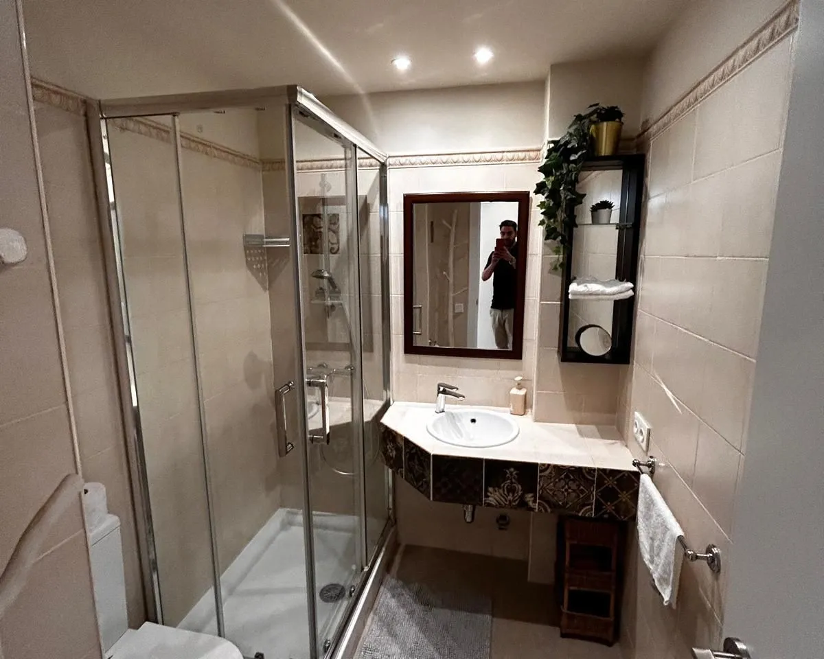 f3df9d96-f829-42e1-83ce-f2912b9a675e