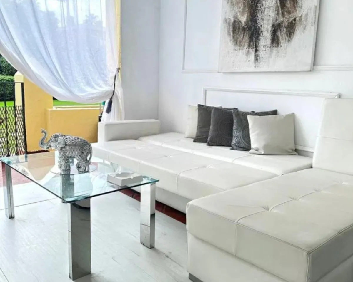 17f2451d-90b8-4c2f-9ad5-2e2394a149aa