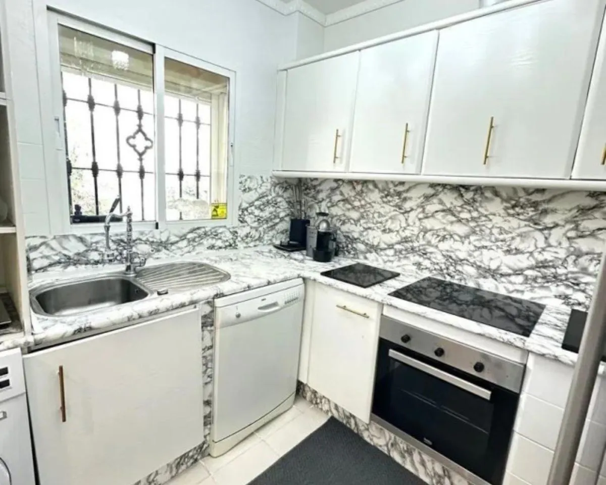 29d21d26-bc0b-4eb8-8286-78c8ab11d182