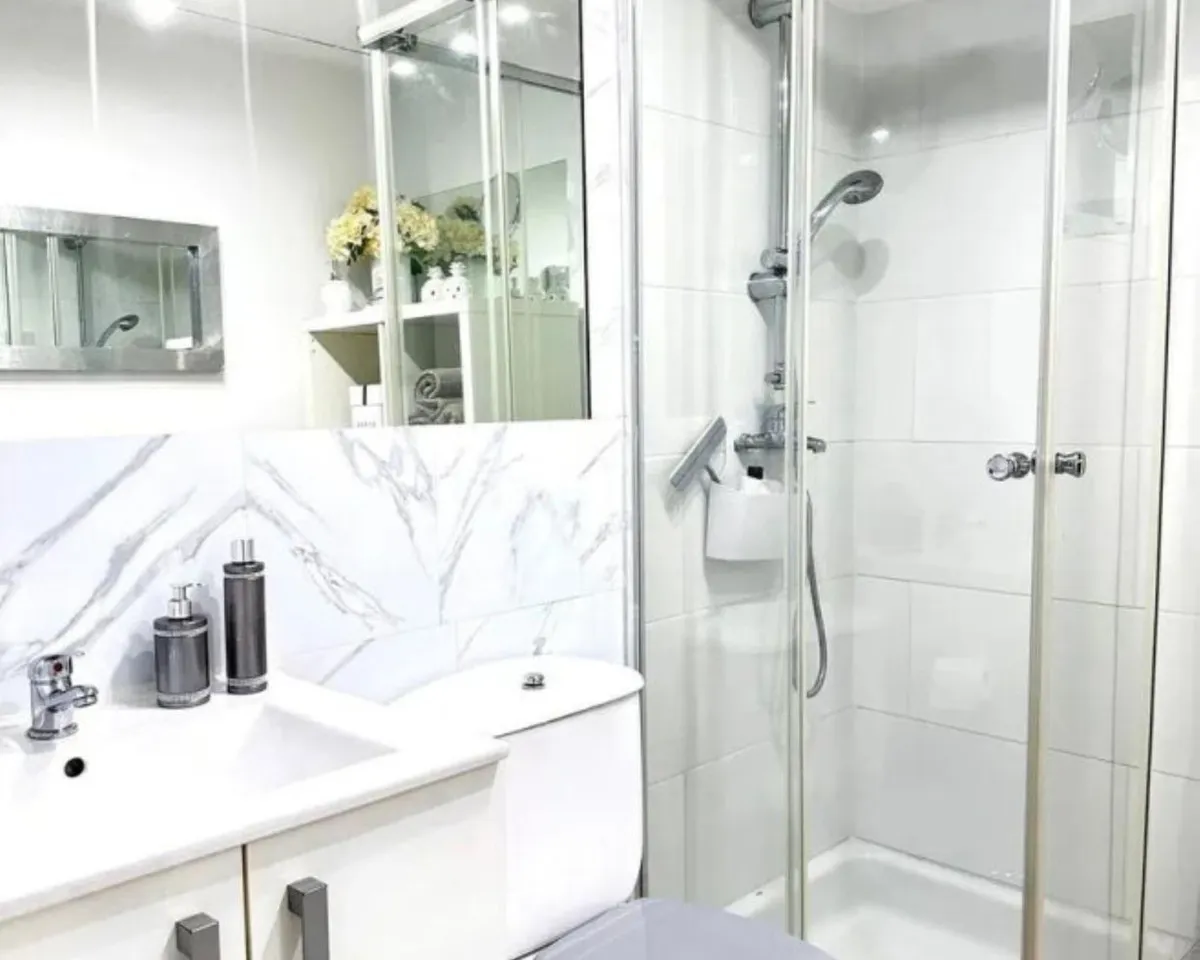 694d93d9-9418-432c-9617-e5e3255963af