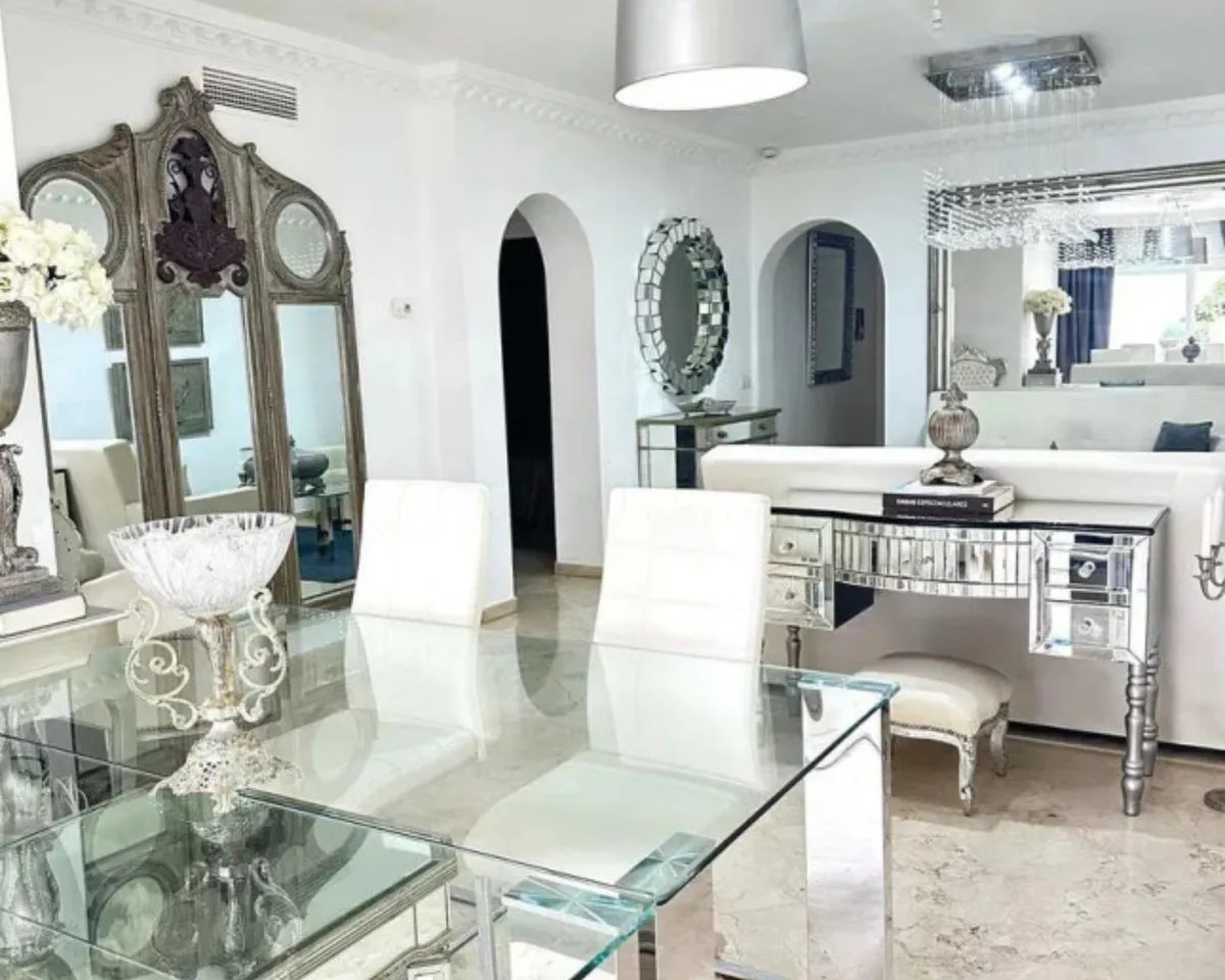 da84df3e-57b6-42b9-bb7a-7c6dc1da74aa