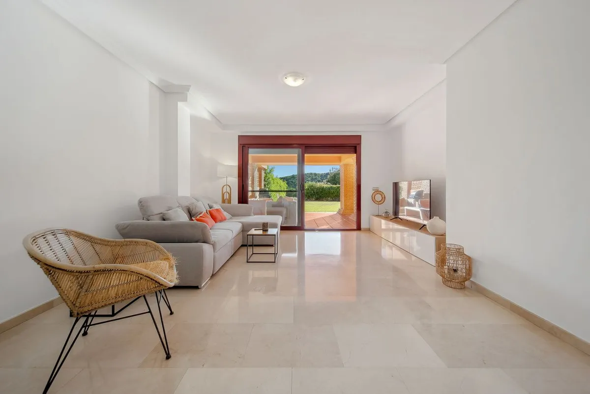 30a7cae9-c2e8-49a0-ae32-8a546efae416