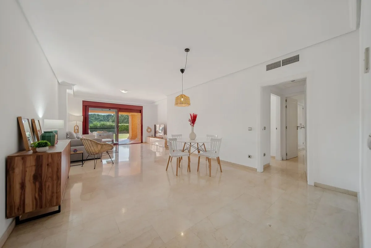 4b6b13c6-ef2d-47be-9aaa-f672a737867b