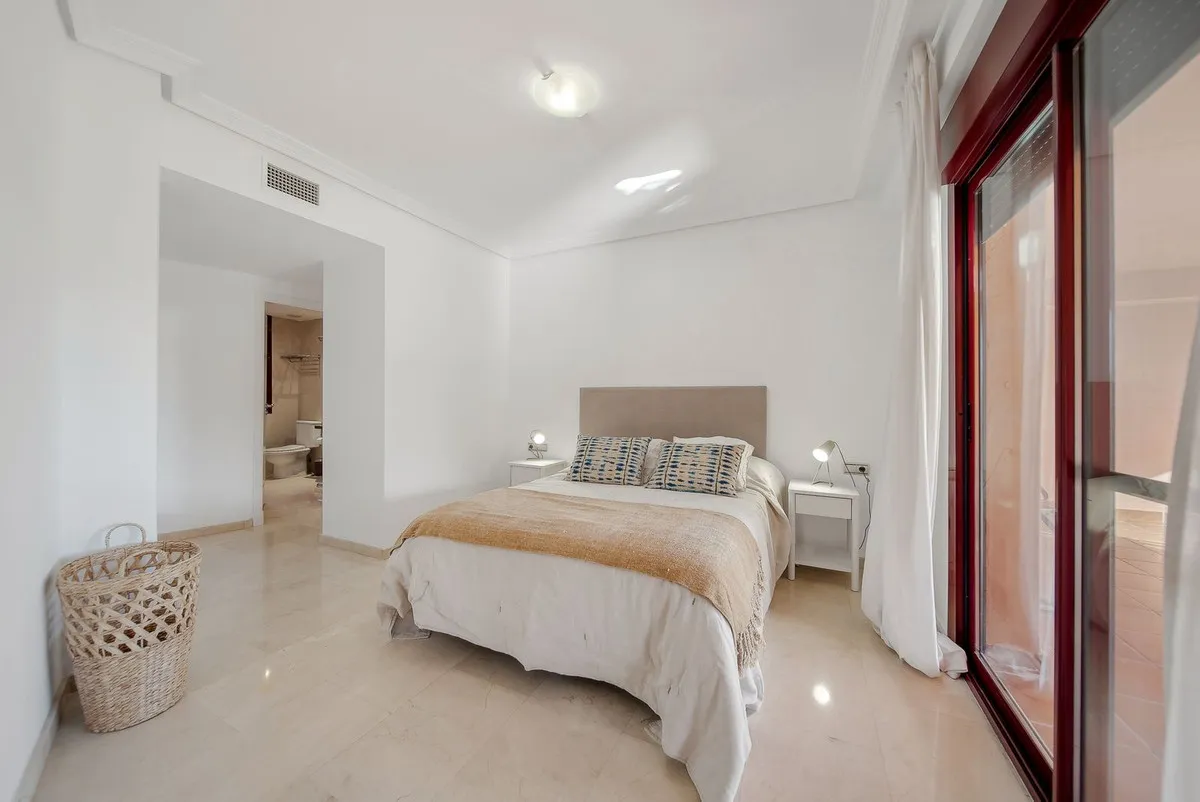 8b00c71d-e2d4-4061-ae88-23ae171659d8