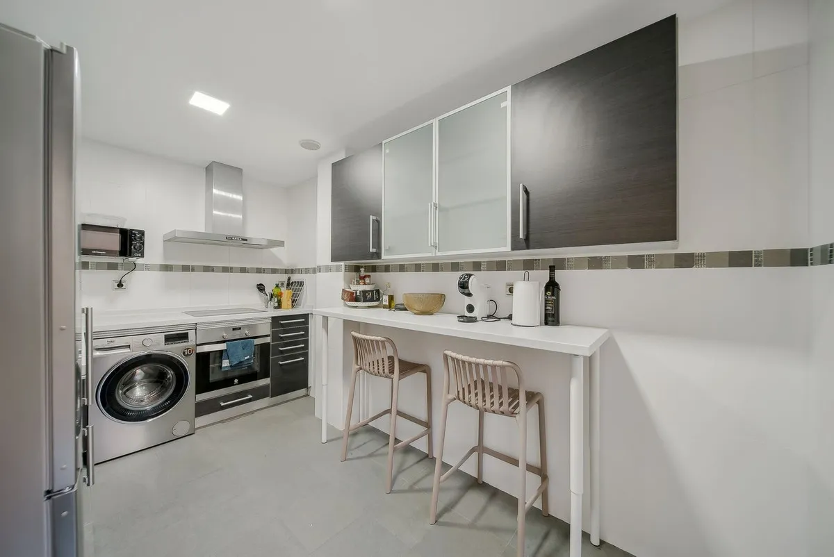 e1d2bf02-ae44-488d-80c2-d83c4fec3a7c