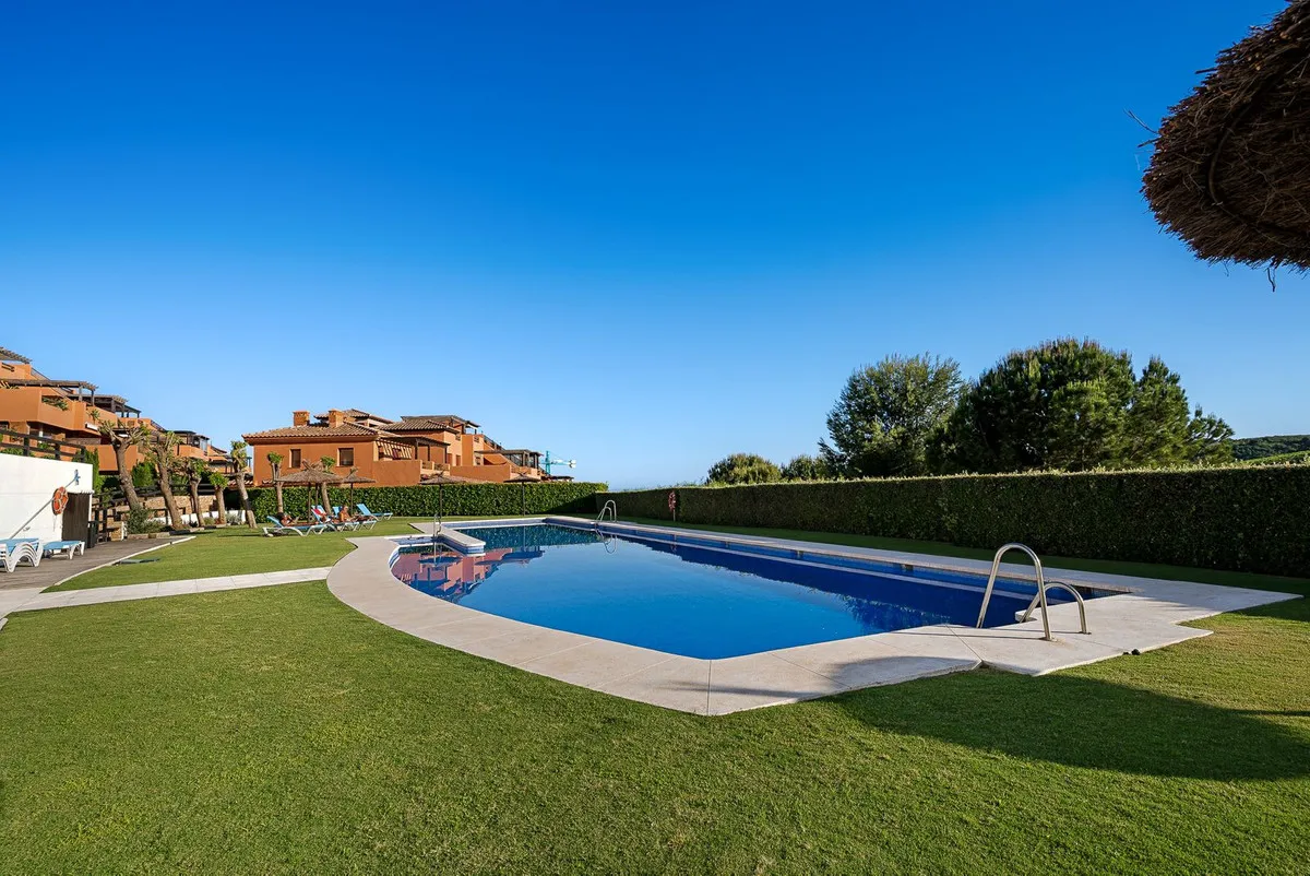 e7976e07-405b-488e-8d23-4d3609d7851a