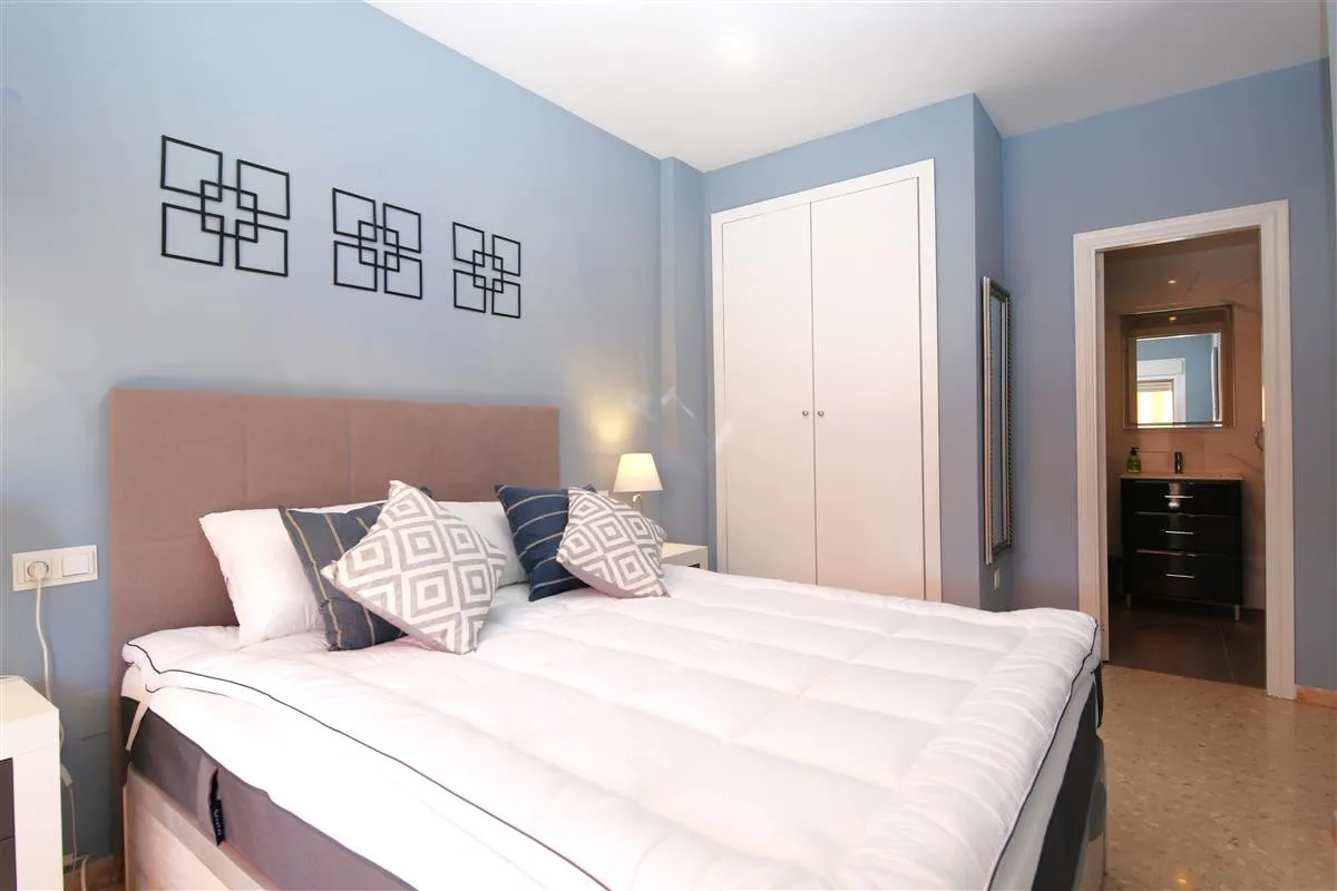 0989ed83-fa91-4f28-80ca-504214b3a68d