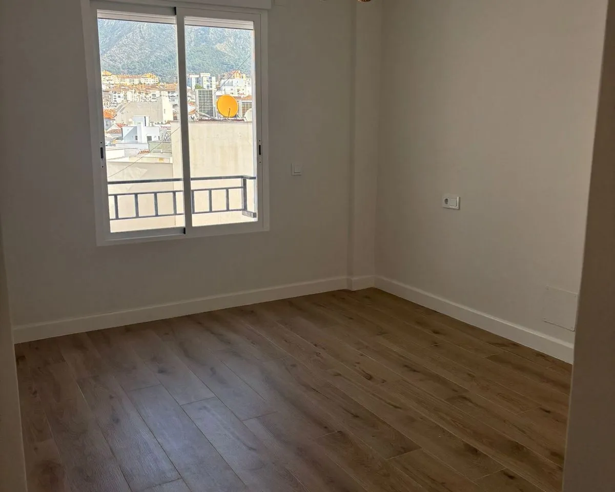 54c28f42-bbf8-4ec5-a4d8-42828f4f281b