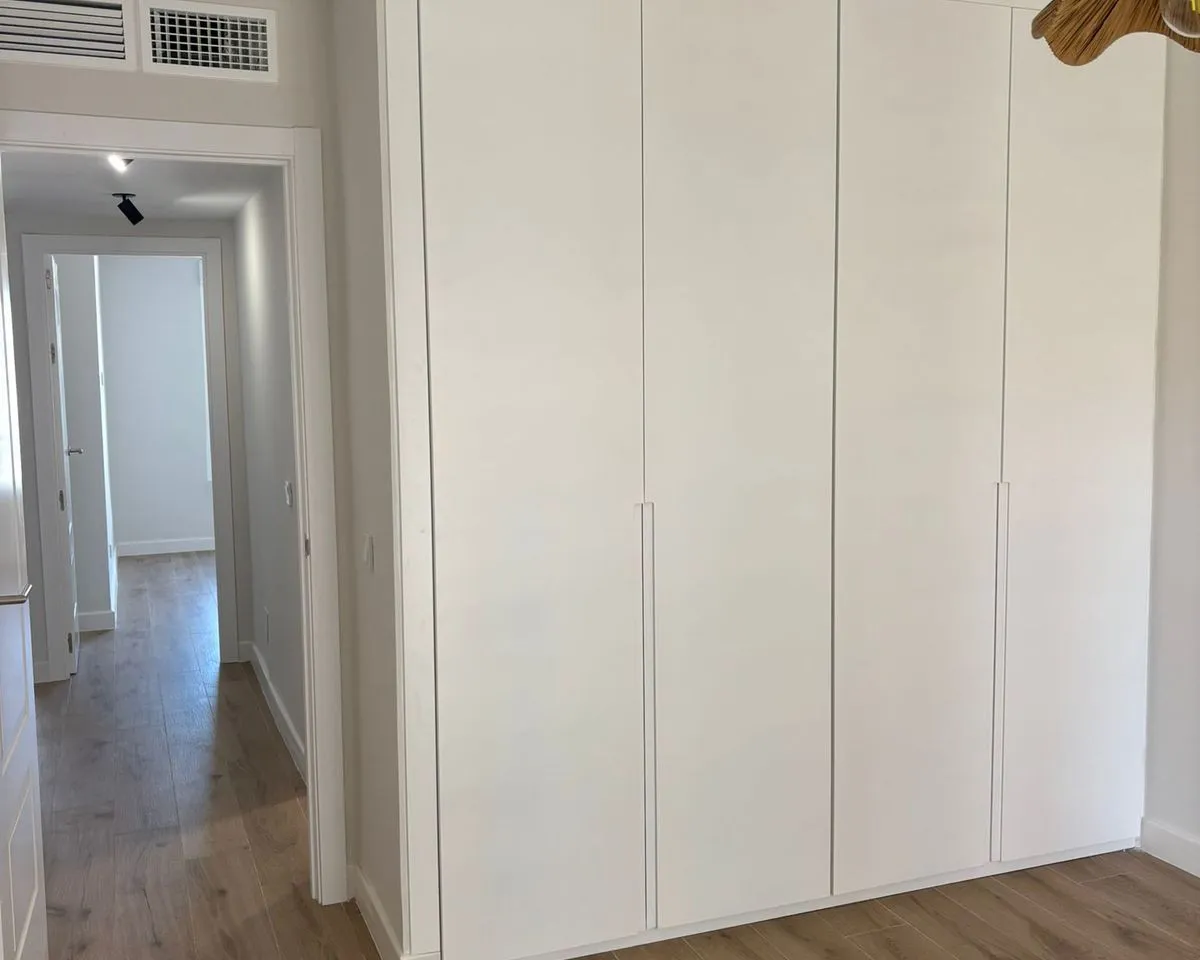 b4b61633-78a4-44ee-8350-bc6f294feeb1