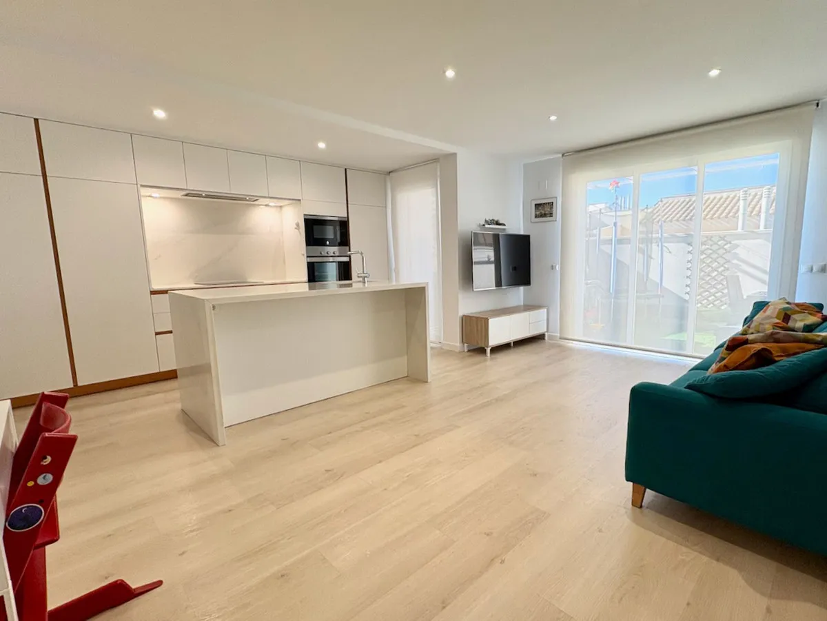 80e49867-7497-41dd-9ee5-c2df9ab4f133