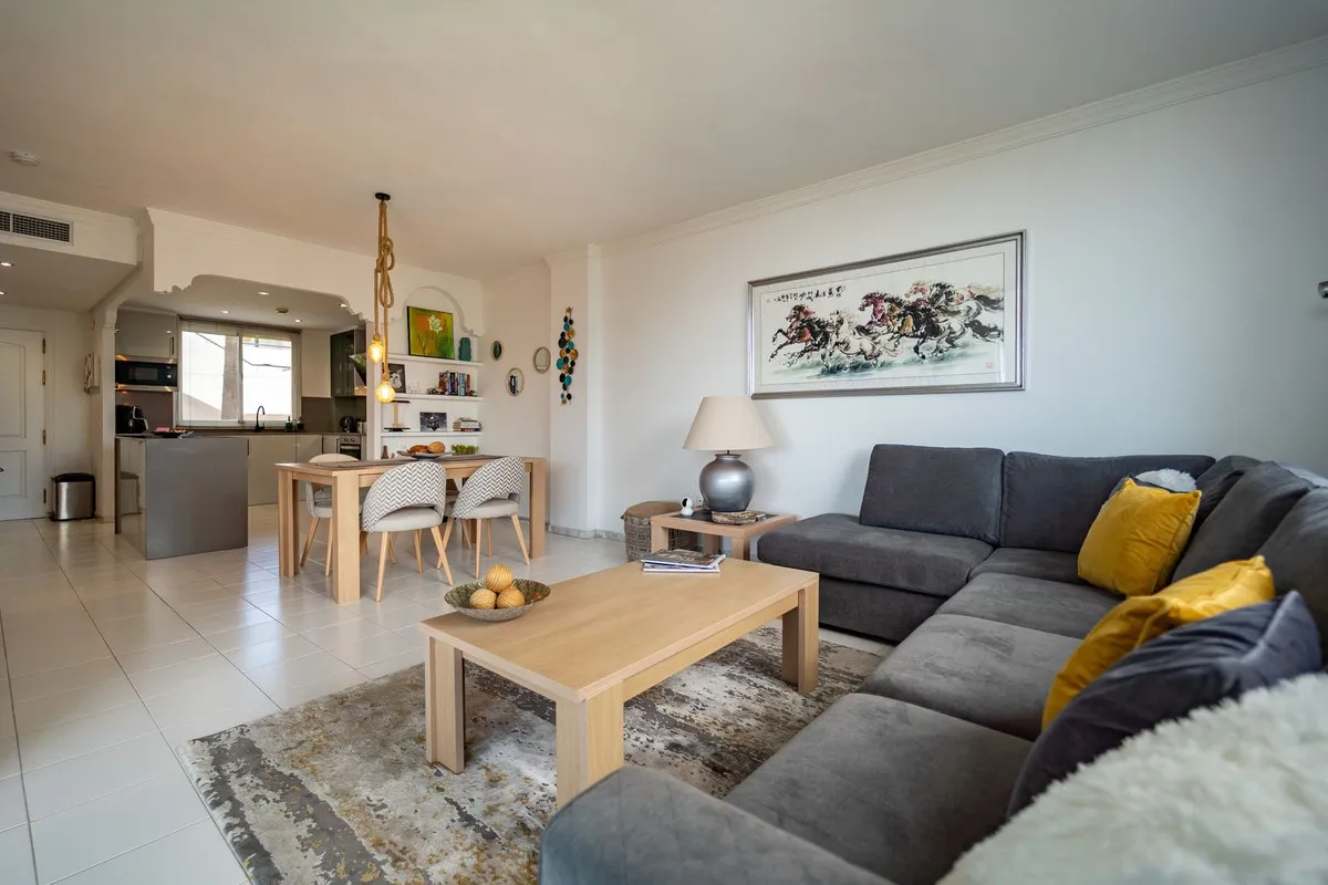 4f4635d6-5225-4f6f-af0b-a7f1a0987f90