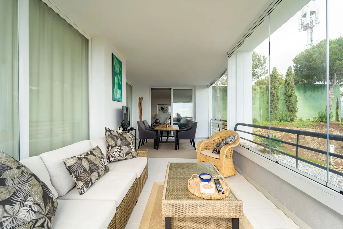 f4861602-4a10-4d5e-955f-317b07096004