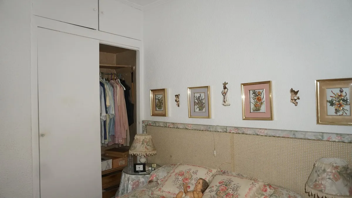 a0422628-4663-4424-8da9-82c585033e1c