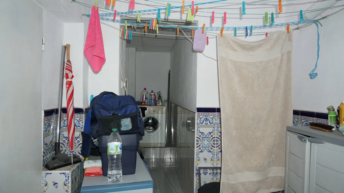 f63ca07b-07fa-491b-a86b-cf8185a990e2