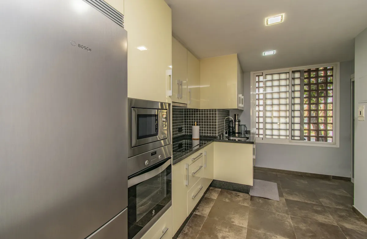 e337e5d2-76ab-4cd7-83aa-046d780aba26