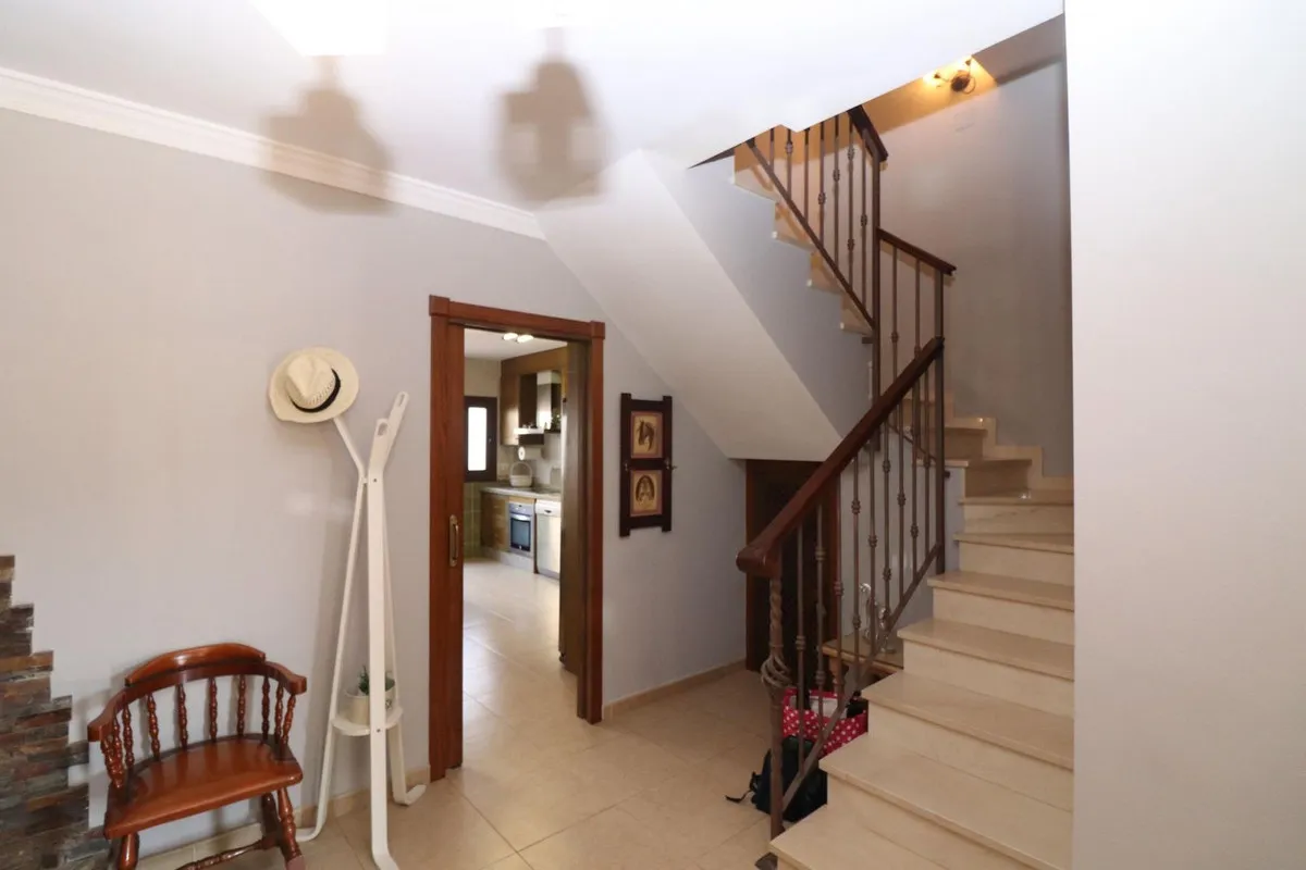 0fe3dae9-5e85-40dd-8b8d-27e4d2b41075