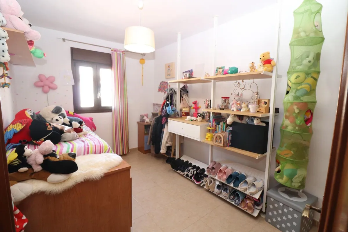 e9b1b1f7-eeb1-4741-b42c-42f239cb1c2f