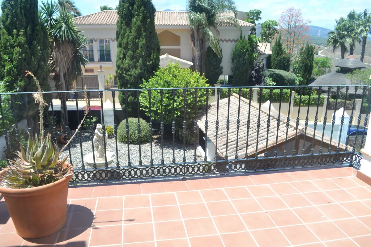 37bb831b-e49b-4007-be2d-ba4cc54255b9