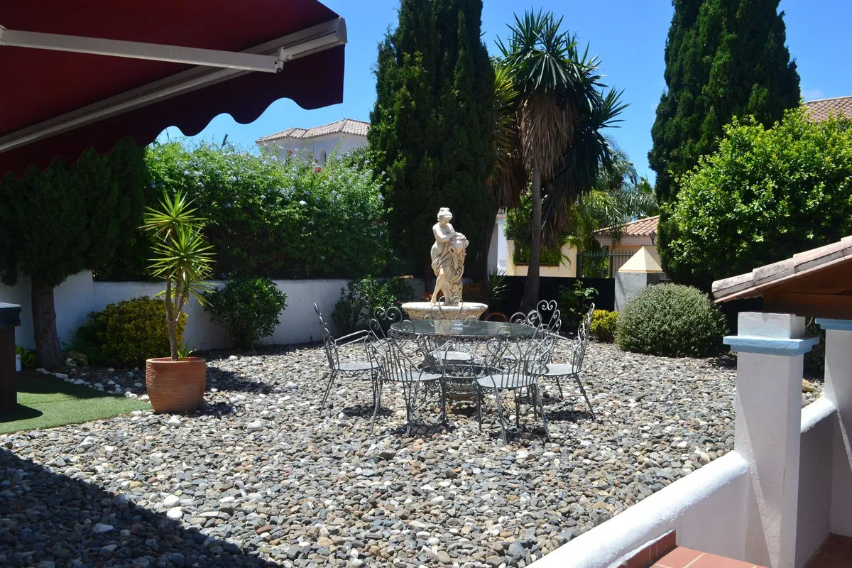 50d9e4f8-1eb8-4ca1-8af7-5ff7f7c9f6e1