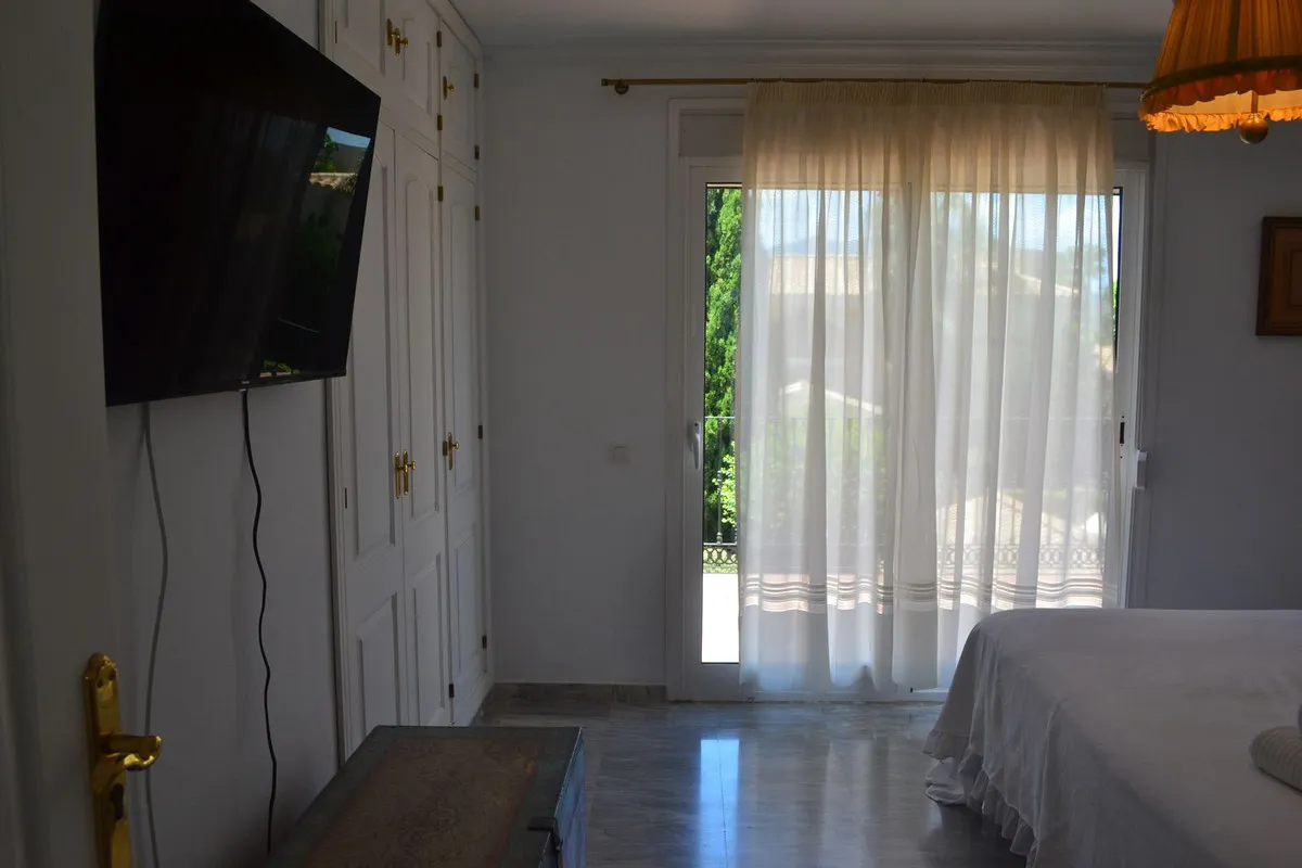 8f73d74c-db8e-4da2-ab73-0cf64b086500