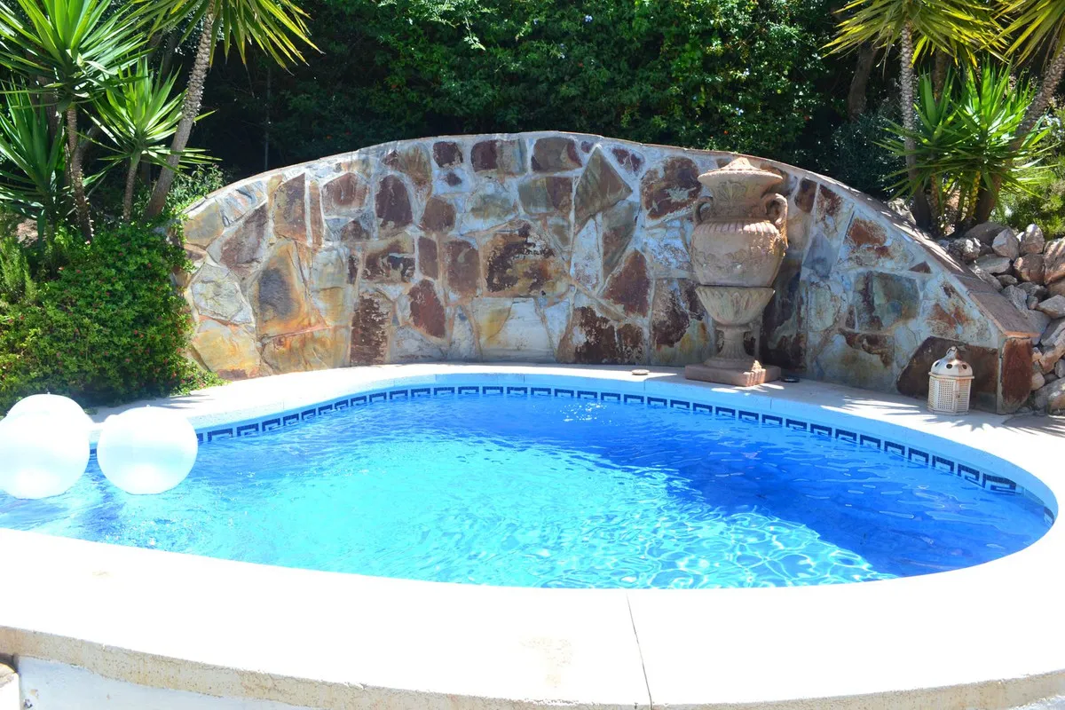 e6eb27ad-546d-4fca-9fc4-bf12de13e687